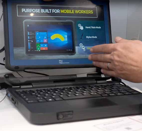 Das Rugged Tablet wird mit wenigen Handgriffen zum Laptop